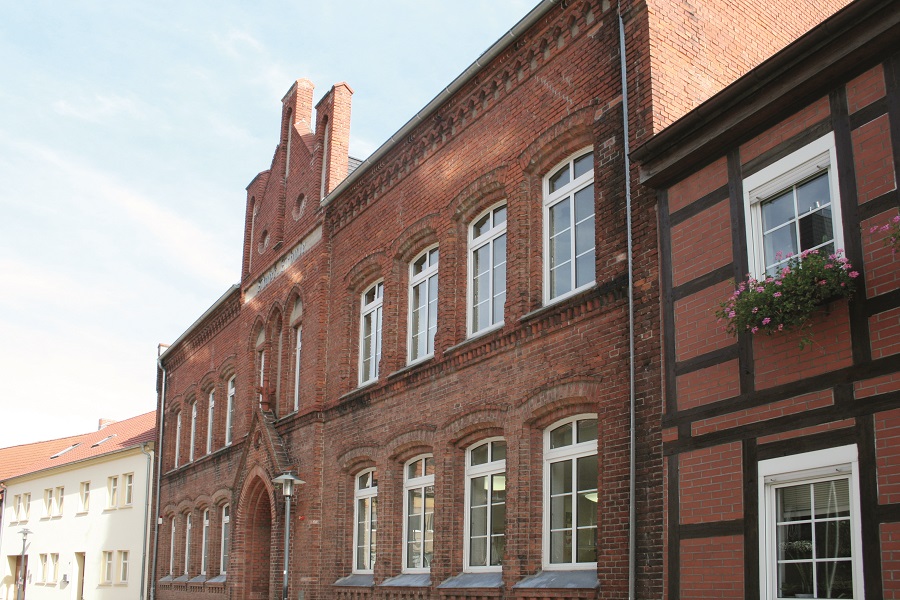 Ehemalige Städtische Mädchenschule, heute Gebäude des Gymnasiums